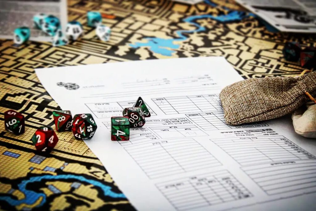קוביות D&D על מפה